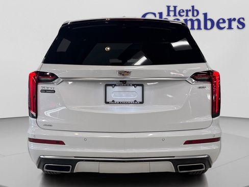 Certified 2024 Cadillac XT6 Premium Luxury image 6