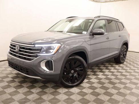 New 2026 Volkswagen Atlas SE AWD/4WD image 1