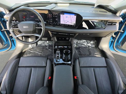 Certified 2025 Audi A6 e-tron Premium Plus w/ Premium Plus image 9