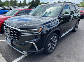 Used 2023 Honda Pilot Touring video 1