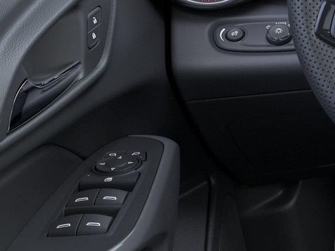 New 2026 Chevrolet Trax RS w/ Sunroof Package FWD image 22