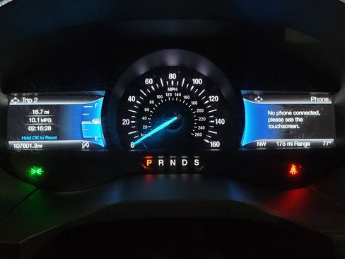 Used 2021 Ford Edge Titanium w/ Cargo Accessory Package FWD image 23