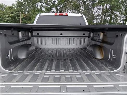 Used 2018 Chevrolet Silverado 1500 LT w/ All Star Edition RWD image 14