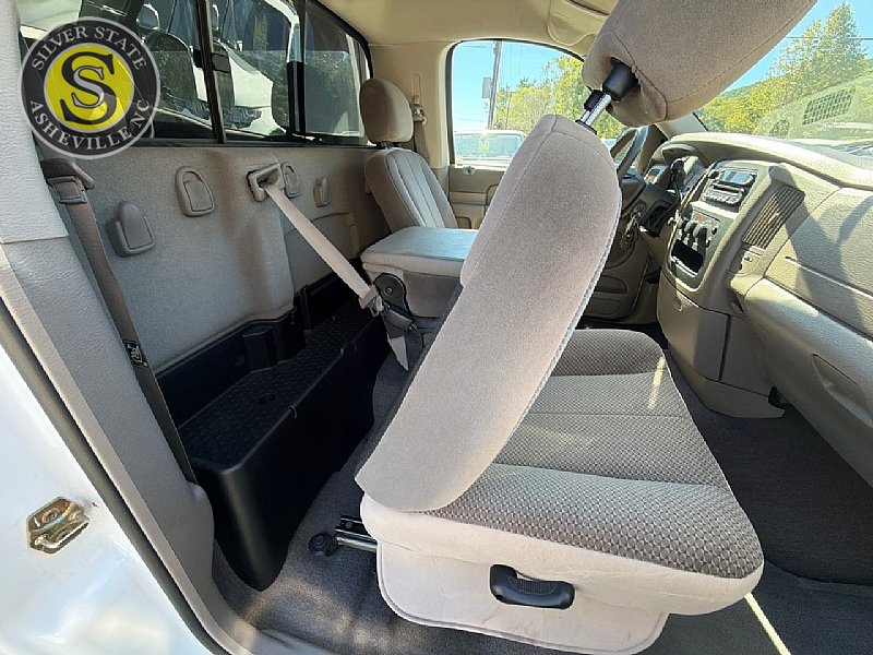 Used 2005 Dodge Ram 1500 Truck SLT RWD image 15