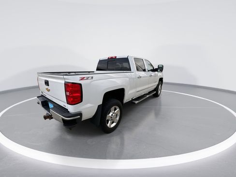 Used 2017 Chevrolet Silverado 2500 LTZ w/ Vortec Plus Package image 8