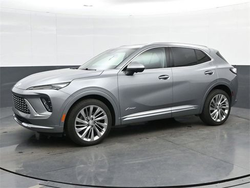 Used 2024 Buick Envision Avenir image 4
