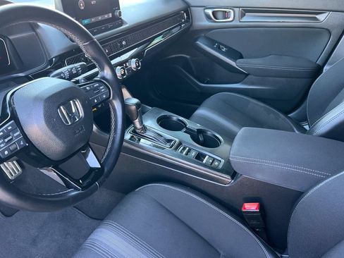 Used 2023 Honda Civic Sport image 12