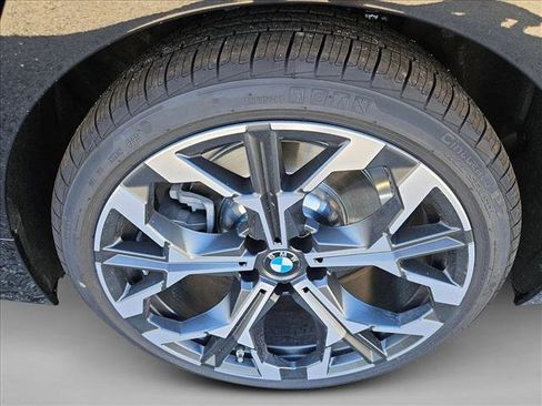 New 2026 BMW 330i Sedan w/ Convenience Package image 10