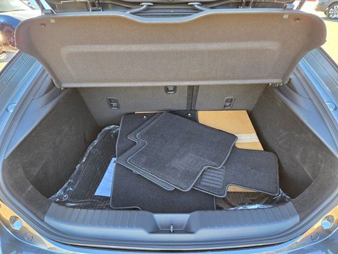 New 2026 MAZDA MAZDA3 2.5 S Hatchback w/ Premium Pkg FWD image 17