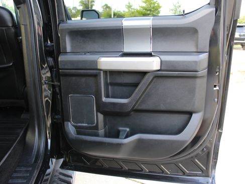 Used 2015 Ford F150 Lariat w/ Equipment Group 501A Mid AWD/4WD image 26