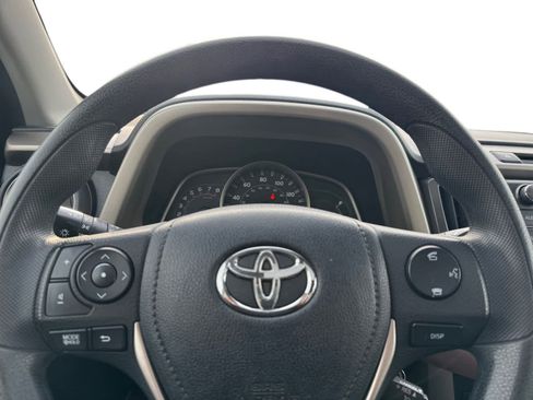 Used 2013 Toyota RAV4 XLE image 16