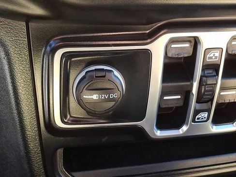 Used 2021 Jeep Wrangler Unlimited Sport AWD/4WD image 26