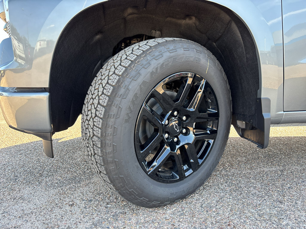 New 2026 Chevrolet Silverado 1500 RST w/ Z71 Off-Road Package AWD/4WD image 21