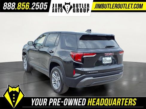 Used 2026 GMC Terrain Elevation FWD image 2
