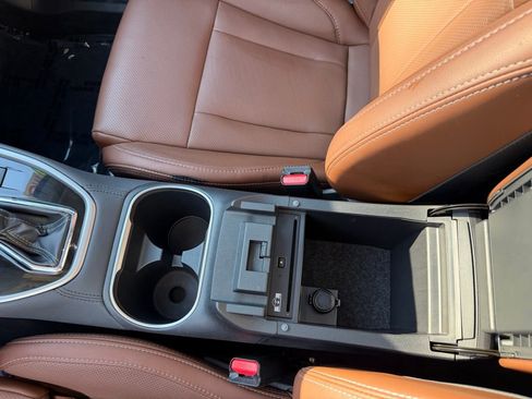 Used 2025 Subaru Outback Touring XT w/ Popular Package #2 image 26