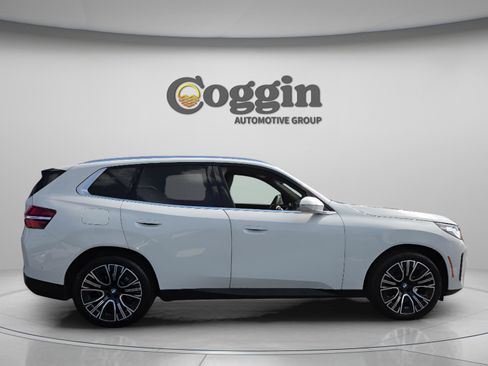 Certified 2025 BMW X3 xDrive30i w/ Convenience Package image 7