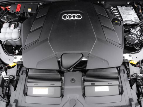 Certified 2025 Audi Q7 3.0T Premium Plus w/ Premium Plus Package image 36