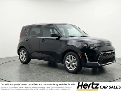Used 2025 Kia Soul LX w/ LX Technology Package