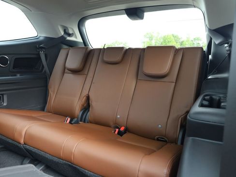 New 2026 Subaru Ascent Touring AWD/4WD image 30