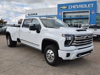 New 2026 Chevrolet Silverado 3500 High Country video 1