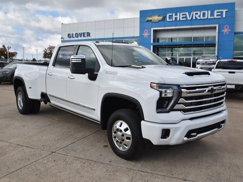 New 2026 Chevrolet Silverado 3500 High Country image 1