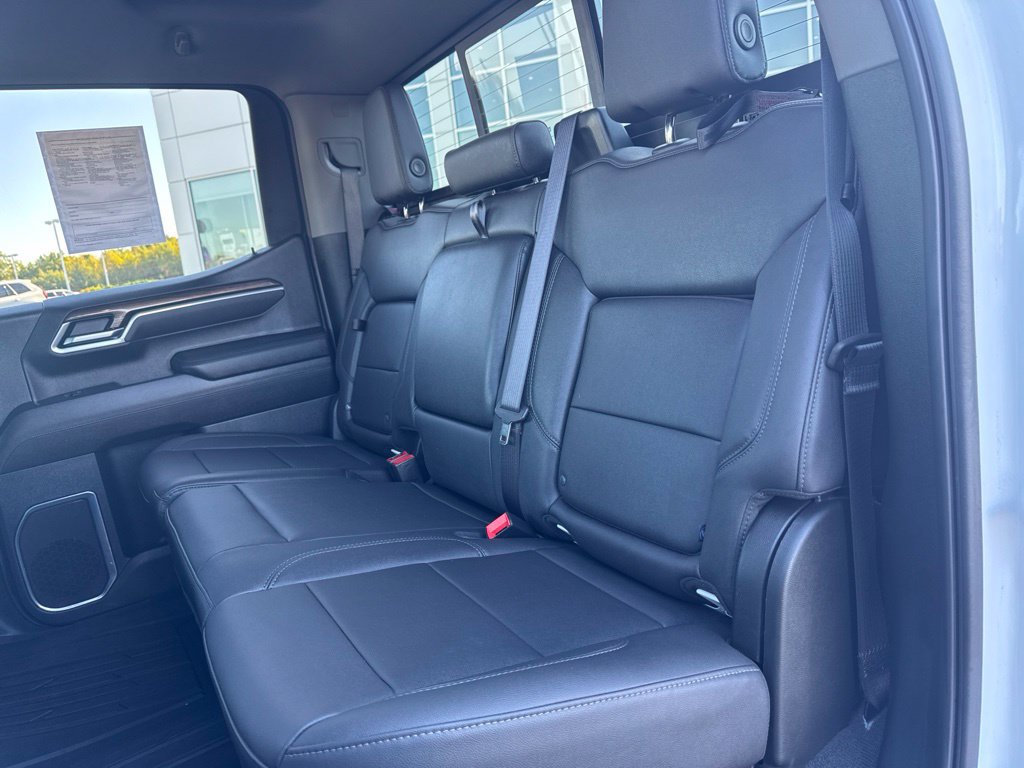 Used 2025 Chevrolet Silverado 1500 RST w/ Convenience Package II AWD/4WD image 39