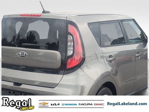 Used 2017 Kia Soul w/ Convenience Package image 7