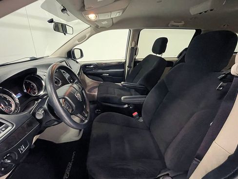 Used 2017 Dodge Grand Caravan SE w/ Power Window Group FWD image 20