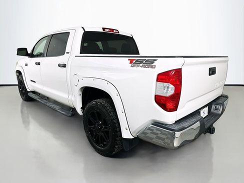 Used 2018 Toyota Tundra SR5 w/ SR5 Upgrade Package RWD image 7