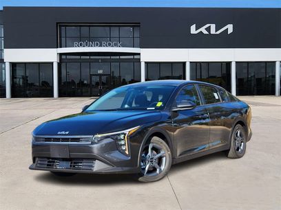 New 2025 Kia K4 LXS