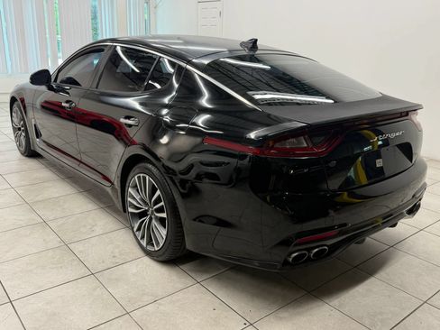 Used 2019 Kia Stinger RWD image 7