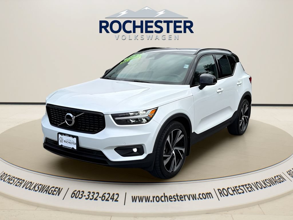 Used 2021 Volvo XC40 T5 R-Design w/ Climate Package AWD/4WD image 2
