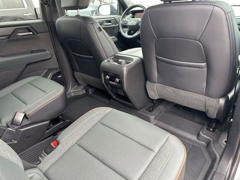 Used 2025 GMC Acadia AT4 w/ Super Cruise Package image 43