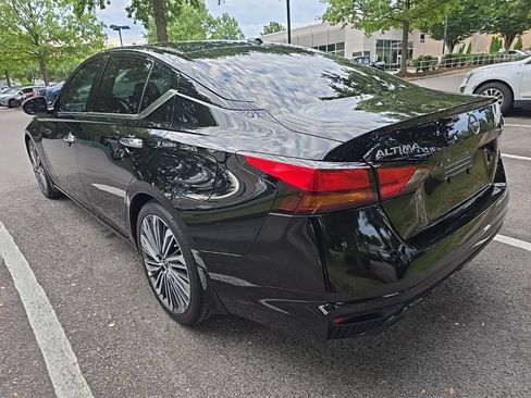 Used 2025 Nissan Altima 2.5 SL FWD image 6