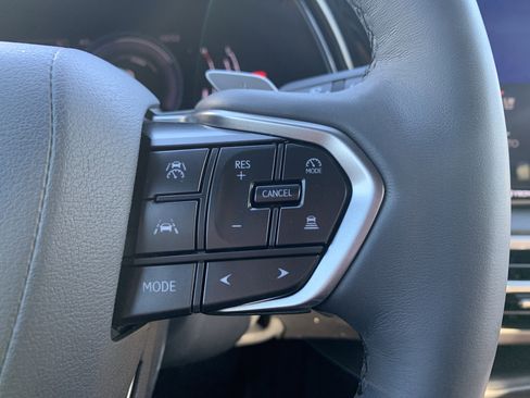 Used 2023 Lexus RX 350 w/ Cold Area Package image 20