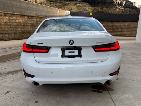 Certified 2021 BMW 330i xDrive Sedan w/ Convenience Package image 4