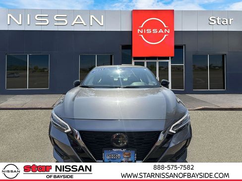 Certified 2022 Nissan Sentra SR w/ Trunk Package image 6