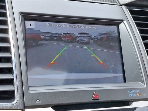 Used 2019 Ford Taurus Limited image 7