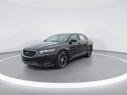 Used 2013 Ford Taurus SHO image 4