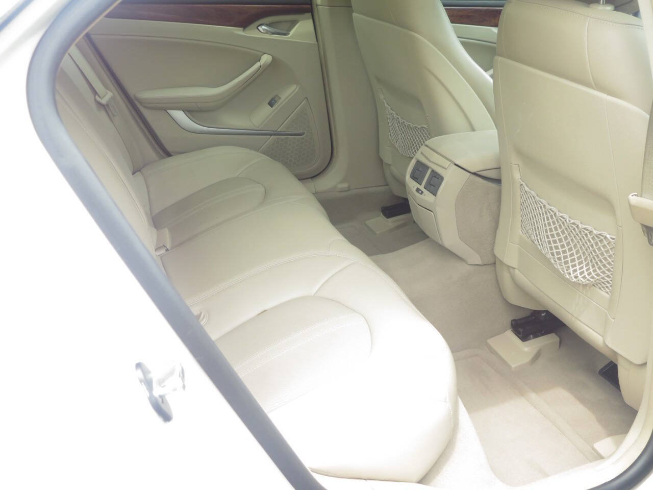 Used 2011 Cadillac CTS Luxury AWD/4WD image 17
