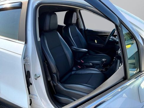 Used 2019 Buick Encore Preferred FWD image 28