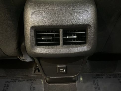 Used 2023 Chevrolet Equinox LT AWD/4WD image 14
