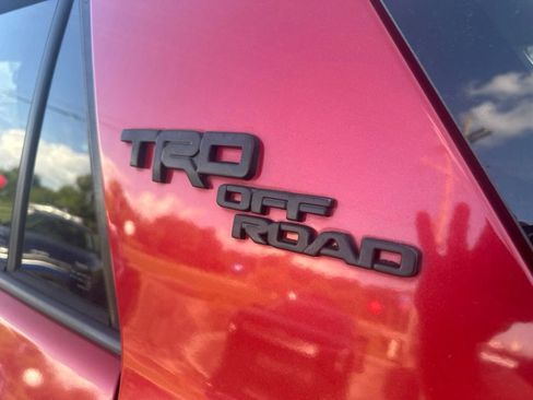 Used 2019 Toyota 4Runner TRD Off-Road Premium AWD/4WD image 10