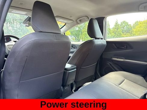 Used 2024 Toyota Prius LE FWD image 20