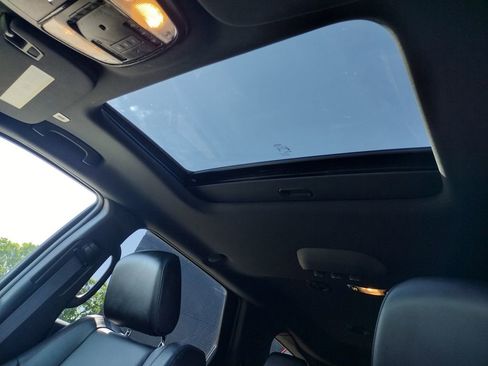 Used 2025 Dodge Durango GT AWD/4WD image 12