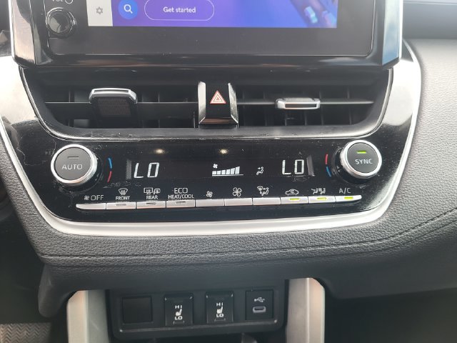 Used 2024 Toyota Corolla Cross XLE AWD/4WD image 18