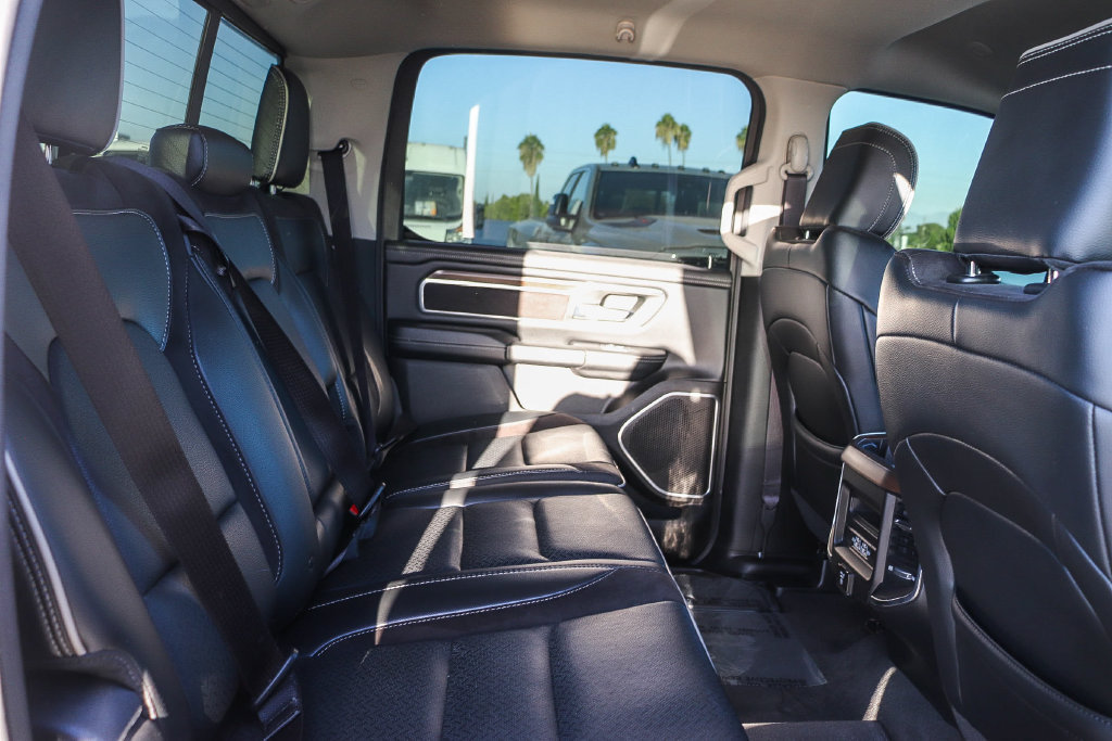 Used 2022 RAM 1500 Laramie AWD/4WD image 18