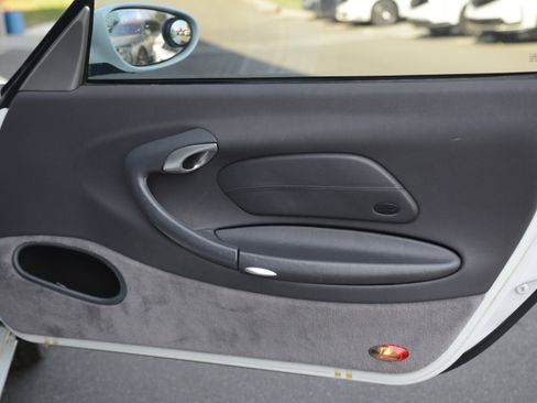 Used 1999 Porsche 911 GT3 RS image 20