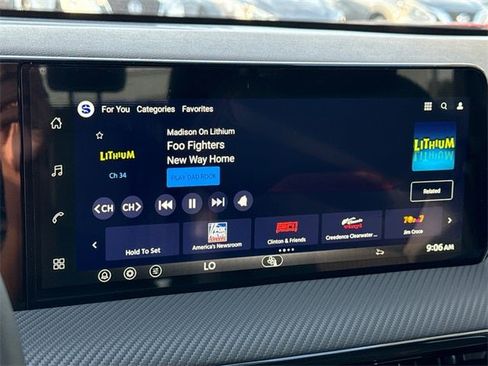 New 2026 Nissan Kicks SR image 23