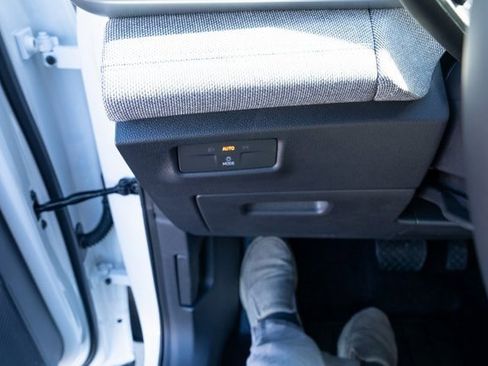 New 2026 Volkswagen Tiguan S image 24